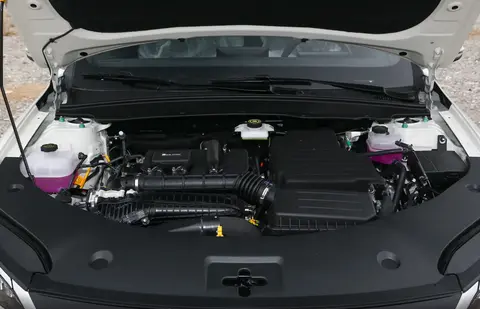 26款秦PLUS DM上市，入门纯电续航达100km，仅需7.98万元起