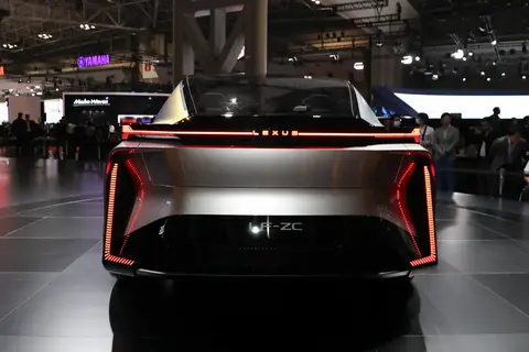 海外全新纯电雷克萨斯IS前瞻，预计2027年发布，续航或达1000km