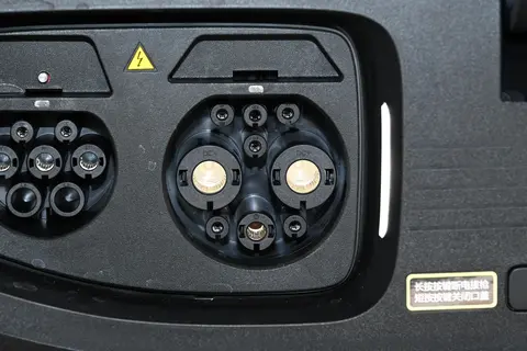 蔚来ES8：2026款七座行政豪华版，上市即热销，为何？